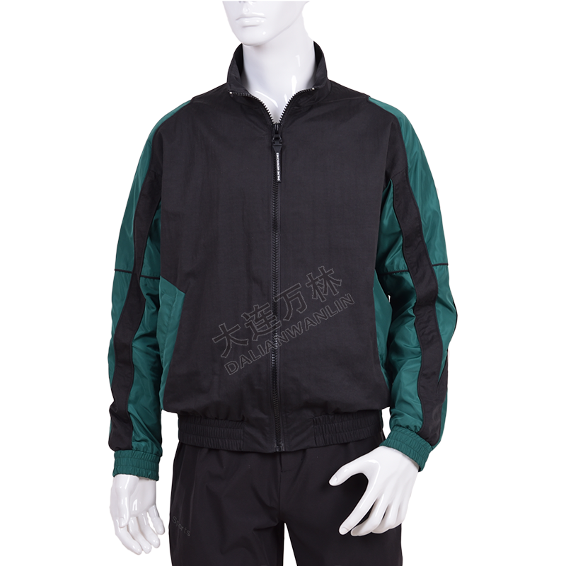 男士撞色拼接立領(lǐng)夾克外套