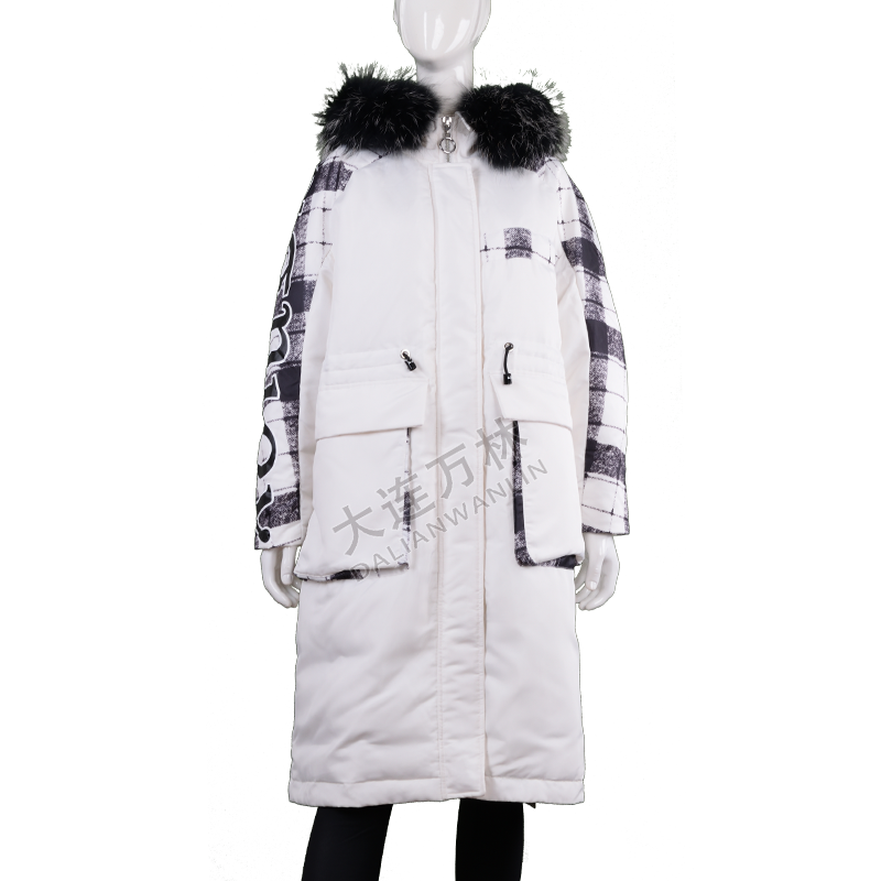 女士毛領(lǐng)拼色長款羽絨服