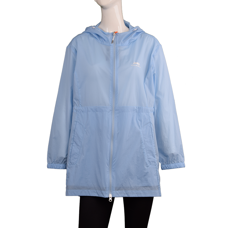 藍(lán)色連帽外套